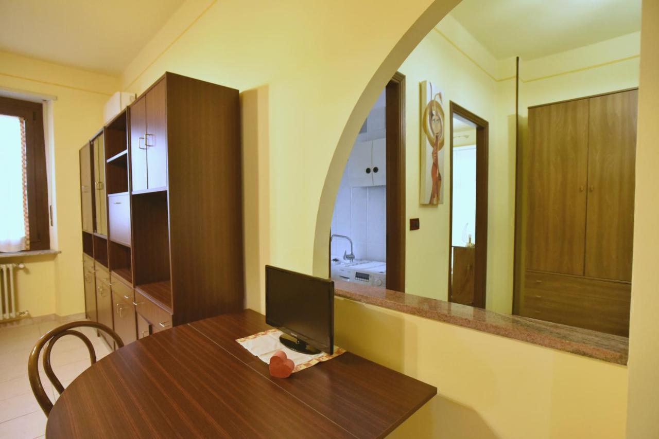 세티모토리네세 La Casina Di Settimo 아파트 외부 사진